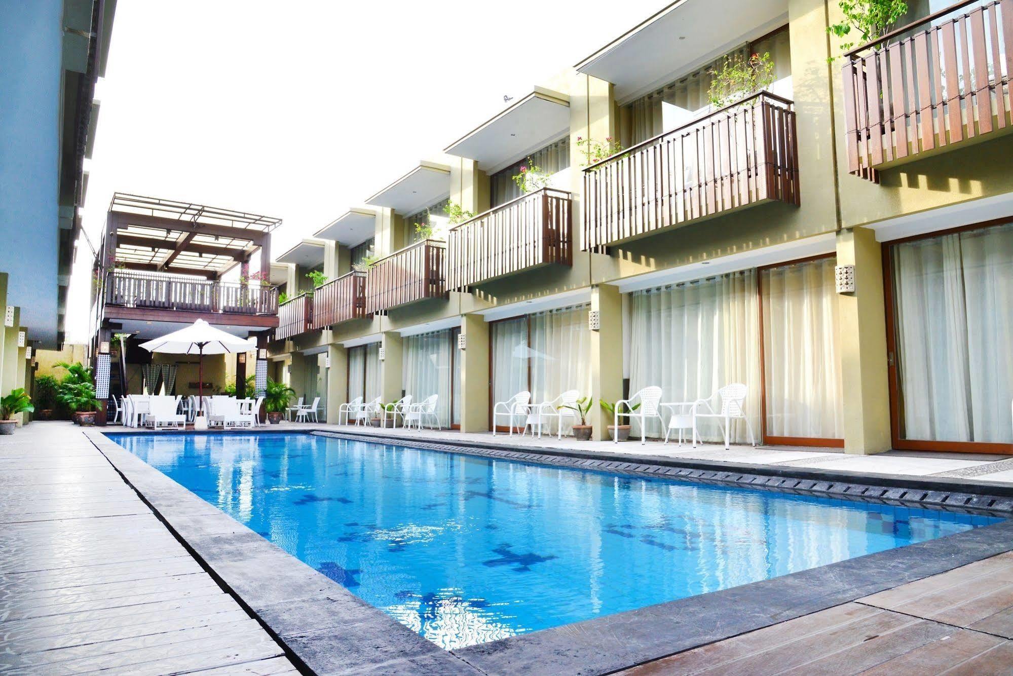 Devata Suites And Residence Legian Dış mekan fotoğraf
